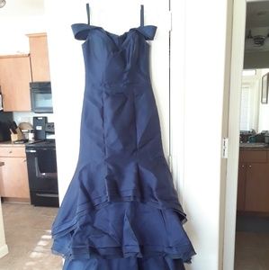 Bridesmaid/prom gown
